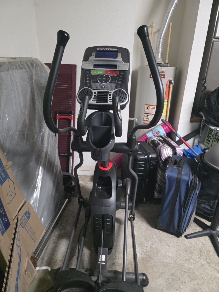 Schwinn 430 Elliptical Black!