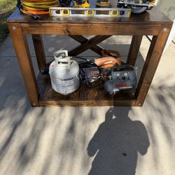 Custom Wooden Workbenches 