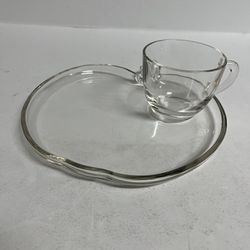 Vintage Apple Shaped Plates And Cups (set Of 8 Plates & 8 Cups)