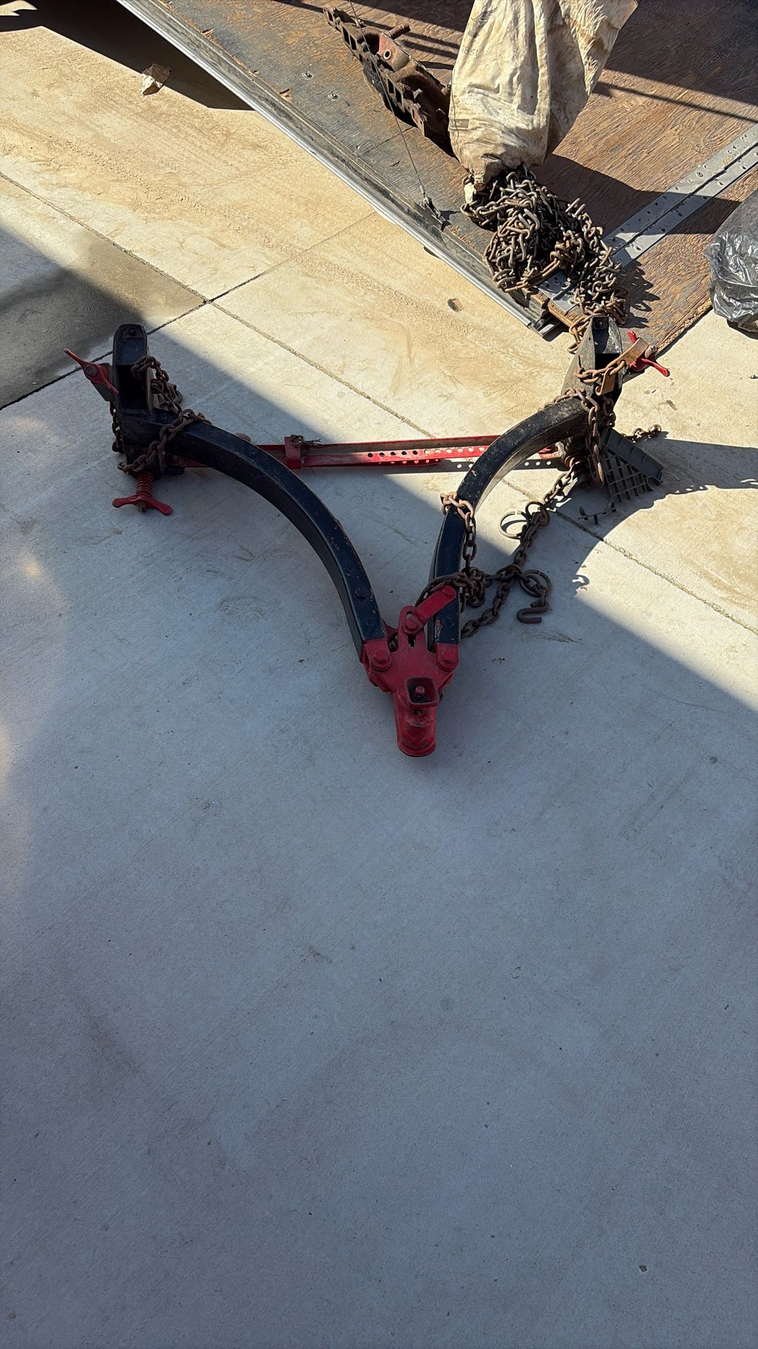 U-Haul Tow Bar