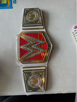Wwe women’s wrestling belt