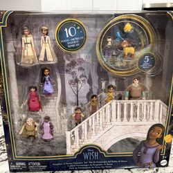 Disney’s Wish Kingdom Of Rosas Character Small Doll Set, 10 Posable Mini Dolls & 5 Friend Figures