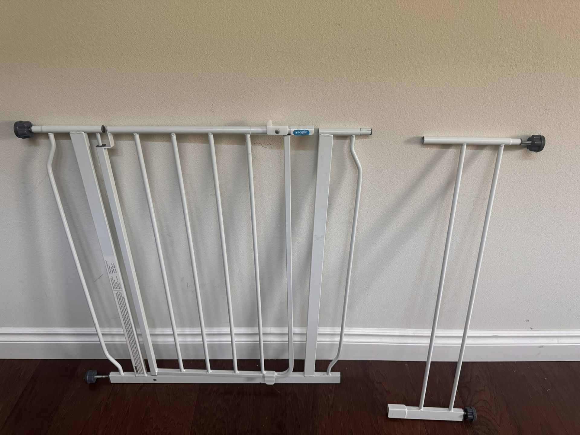 Regalo Extra Wide Baby Gate