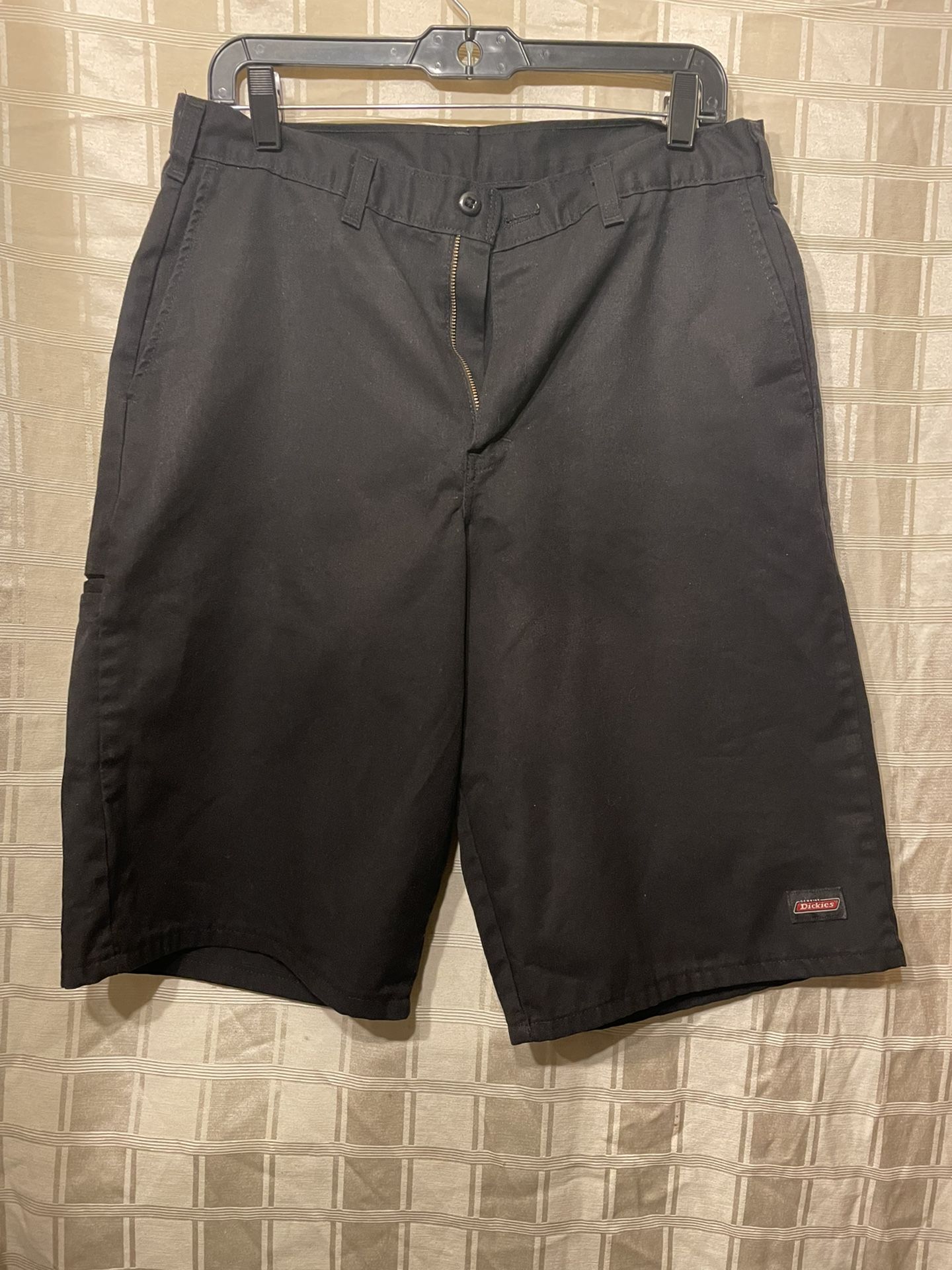 Size 33 Black Dickie Shorts
