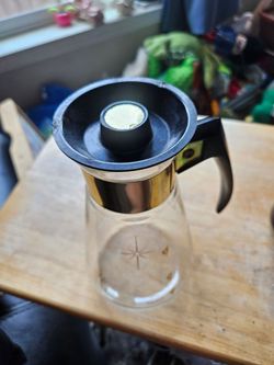 Coffee carafe