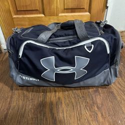 Under Armor Gym Bag Good Condition
