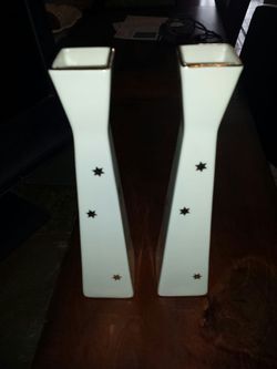 Flower vases