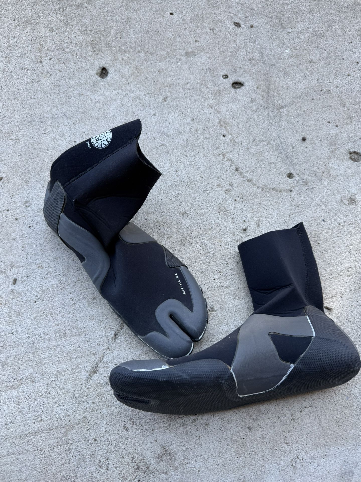 Surf booties