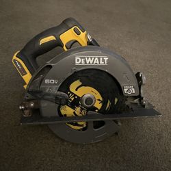 Dewalt Saw 60v 