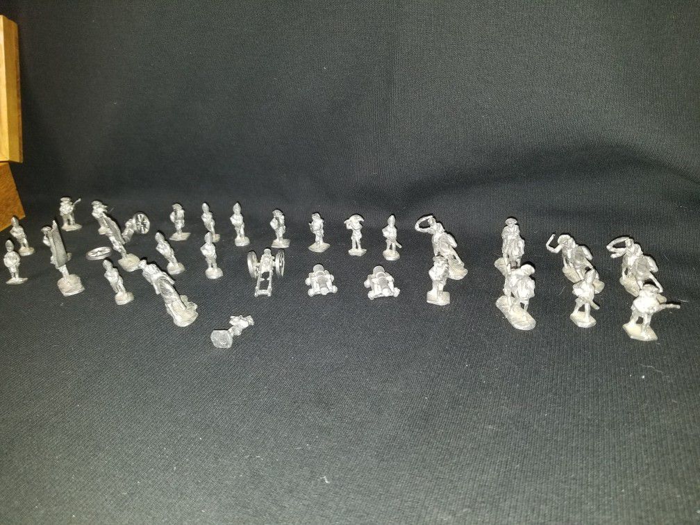 Nice 37 Piece Collection of Pewter Tin Soldiers Miniature Figures Vintage Rare