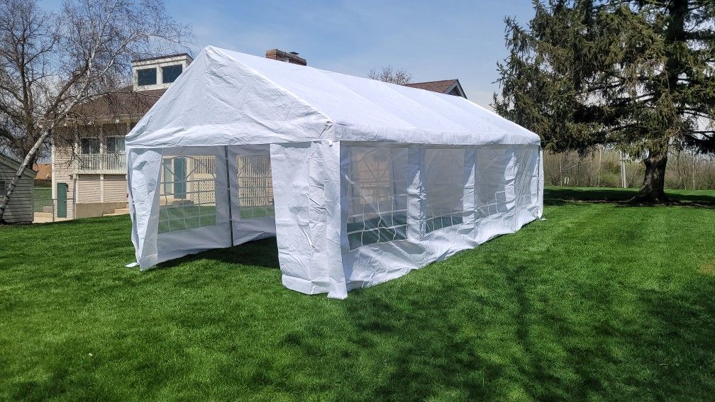 NEW! FINANCING AVAILABLE! 13′ x 26′ Polyethylene heavy duty tent/