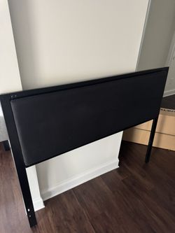 Queen Size Metal Bed frame With Headboard 