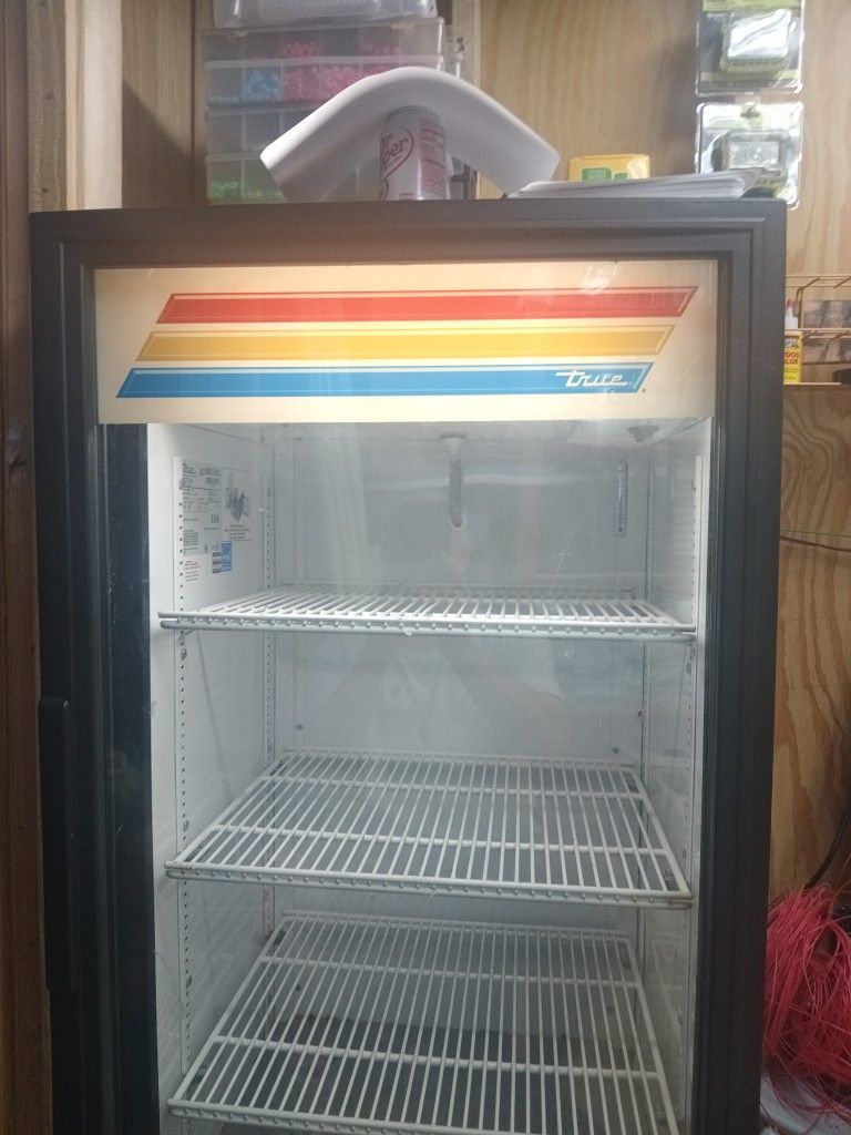 True Refrigerator
