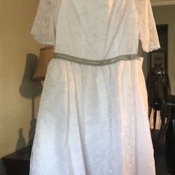 New Beautiful White Lace Formal Dress Flower Girl/ Holy Communion Child Size 14 