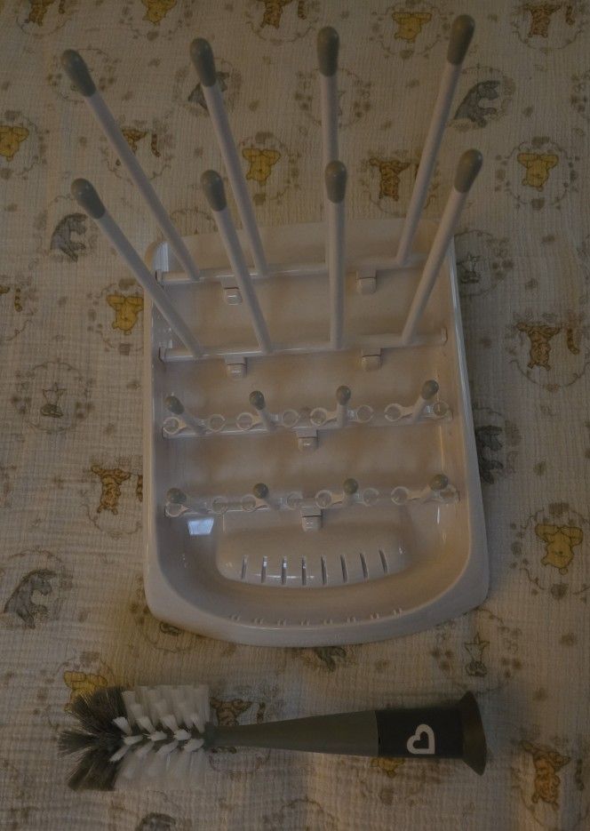Fold Baby Bottle Drying Rack With Munchkin Bottle Brush