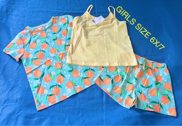 New H&M 3 - Piece Printed Pajamas Size 6X-7 (Nuevo).