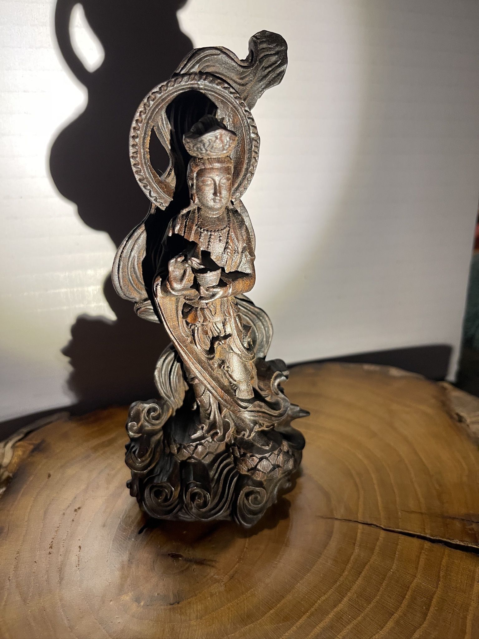 Chinese Rosewood Hand-carved Avalokiteshvara Buddhism Gua-yin on Lotus Statue