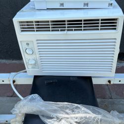 AC UNIT 5000 BTU