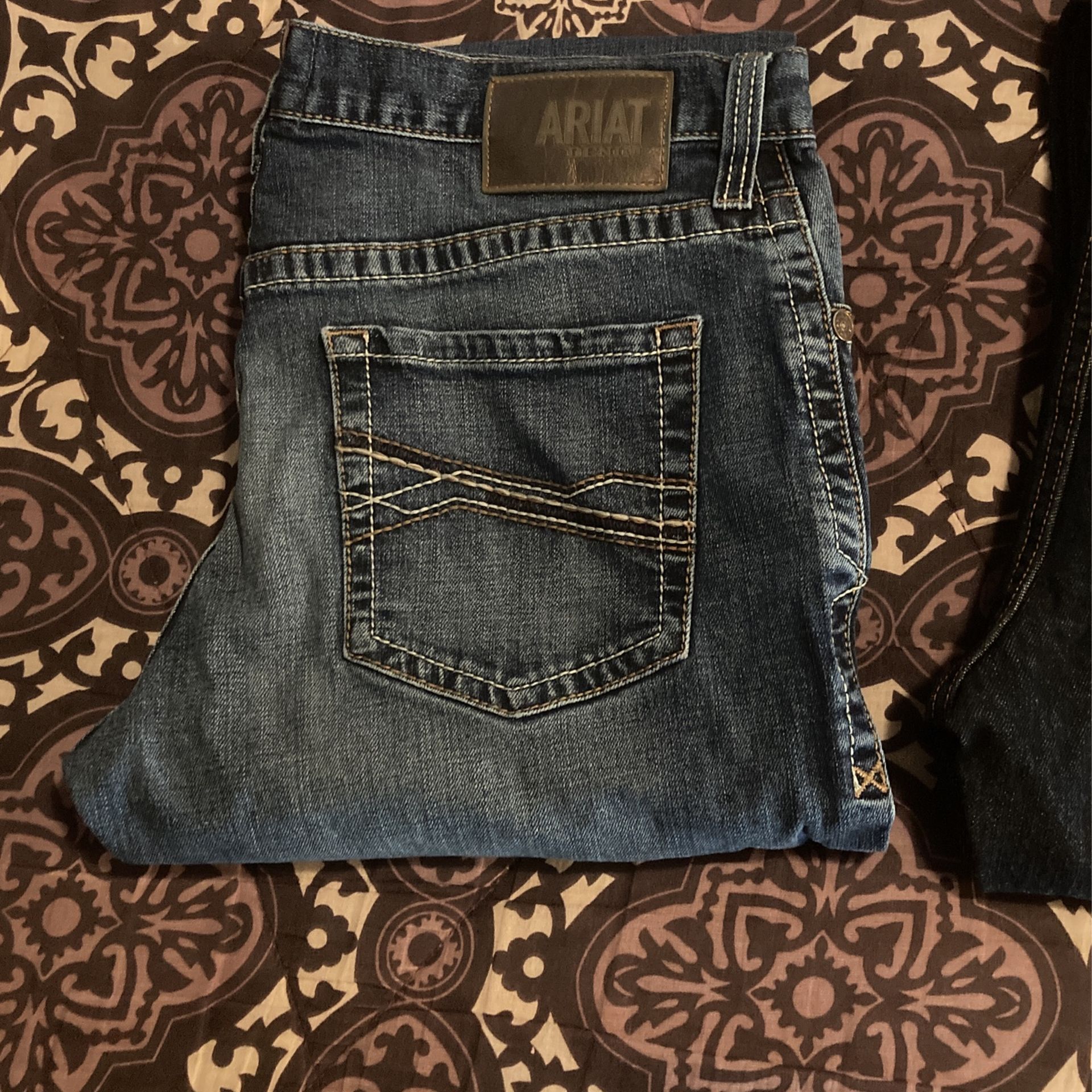 34+32 ARIAT MENS JEANS