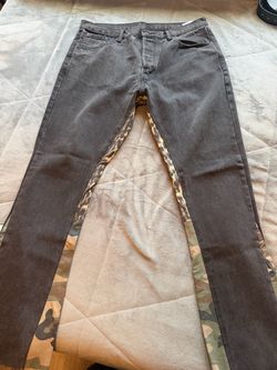 MNML JEANS SIze 36x 32