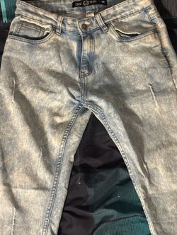 CR24 Acid Wash Distressed Jeans Size 30