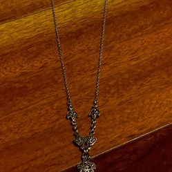 GENUINE JADE WITH GENUINE MARCASITE ACCENTS BRAND NEW EARRING AND NECKLACE SET