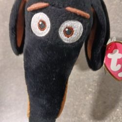 A Ty Beanie Baby Plush Collectible of Buddy the Dachshund 