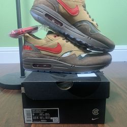 DS SIZE 9M NIKE AIR MAX 1CLOT KISS OF DEATH CHA 