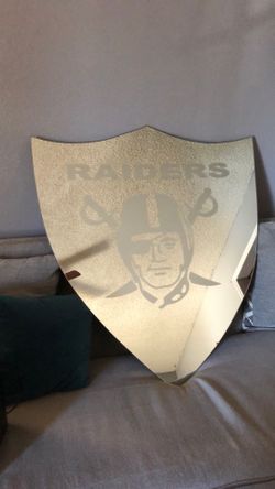 Raiders mirror