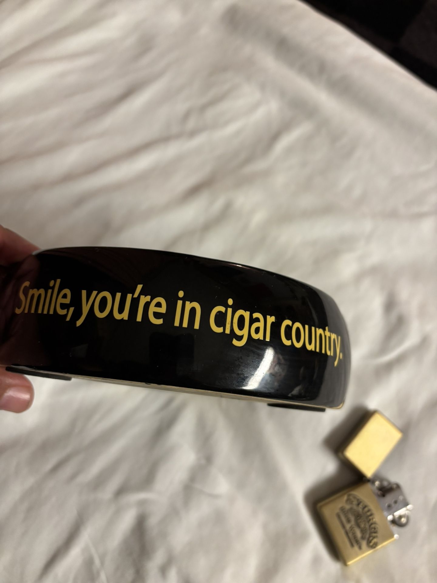 Cigars International Ashtray & Zippo