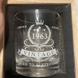 1963 Vintage Whiskey 🥃 glass with box