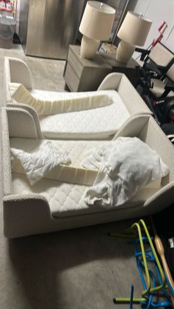 2 Toddlers Beds 