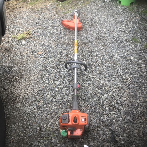 Husqvarna 323L trimmer for Sale in Lake Stevens, WA OfferUp