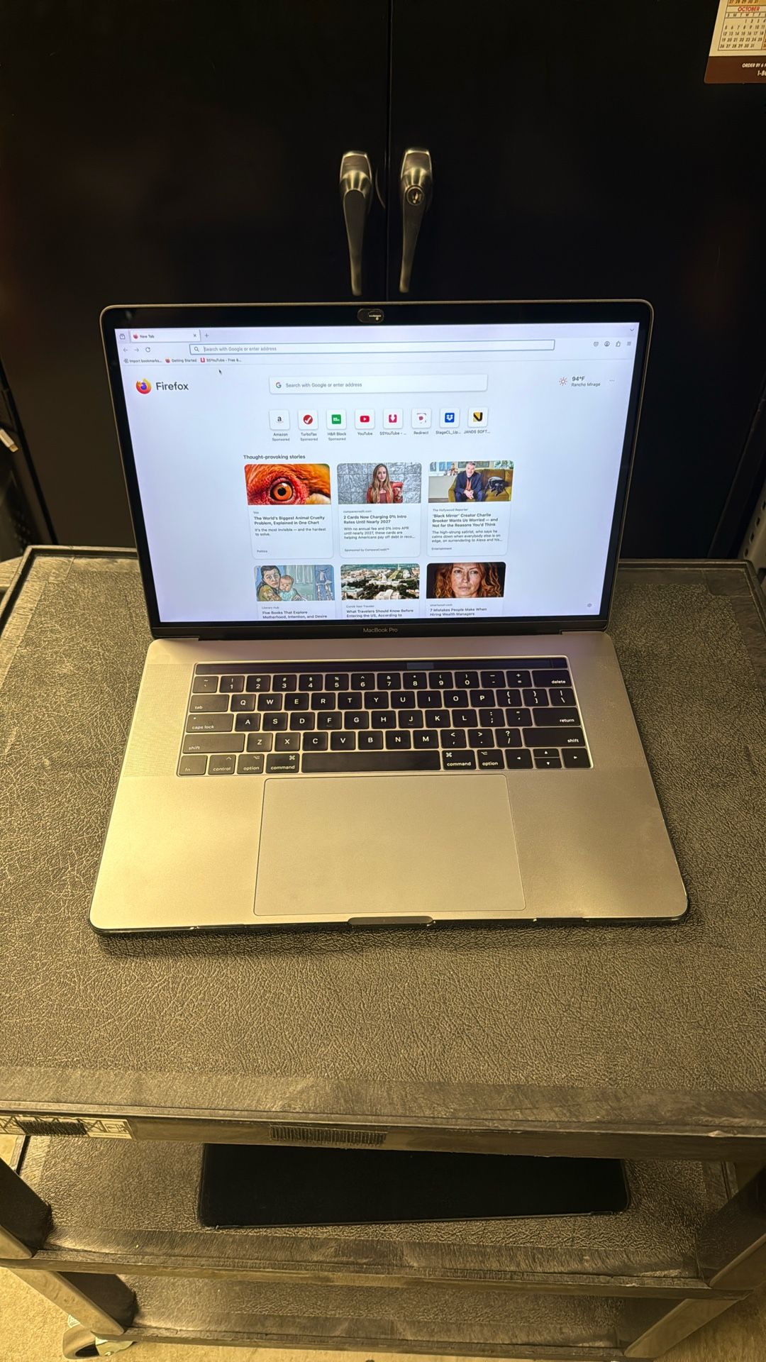 2017 Macbook Pro 16 Gb Ram, 500 Gb Memory,16 in. Screen