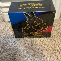 Crown Zenith Elite Trainer Box Pokemon Cards