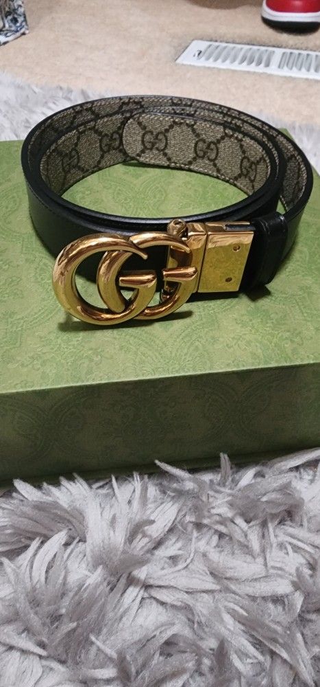 Authentic Reversible Gucci Belt