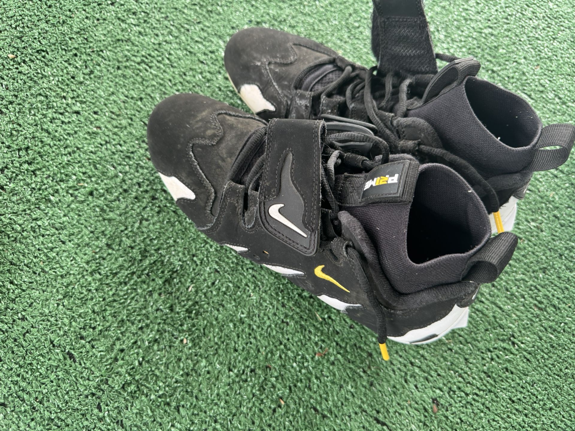 Deion Sanders DT Cleats