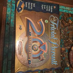 Parker Brothers Trivial Pursuit 20th Anniversary Edition Family Game - Complete