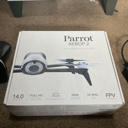 Parrot Bebop 2 FPV Drone Kit with Parrot CockpitGlasses