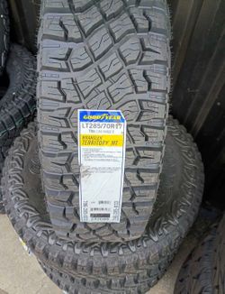 LT285/70R17 Goodyear M/T Set New Tires