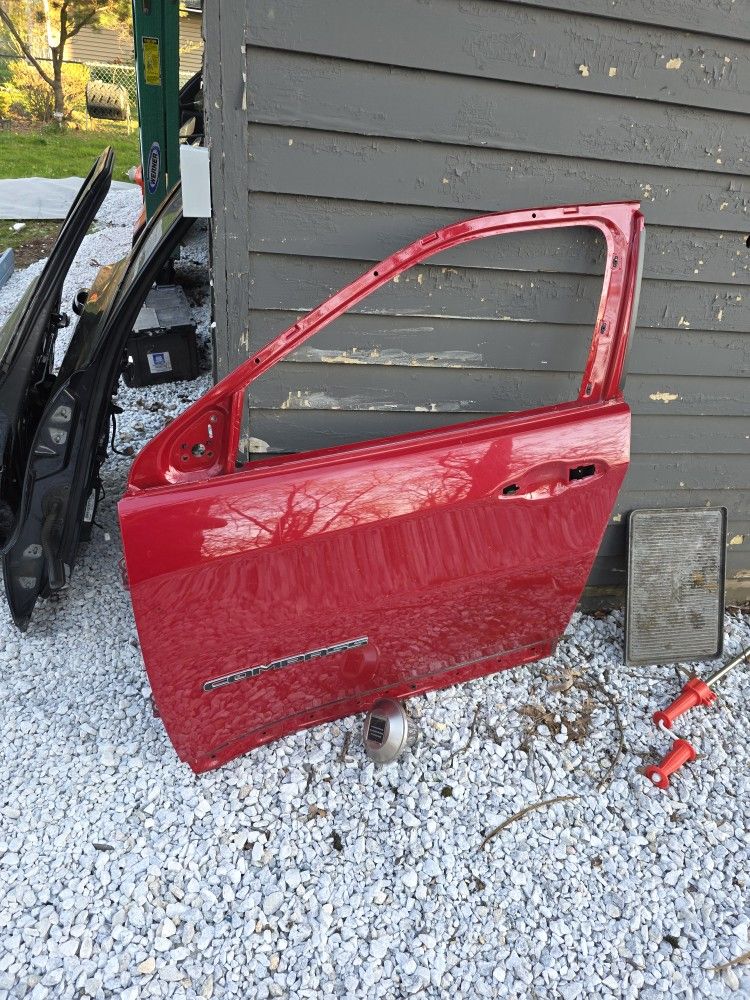 2018 Jeep Compass Driver Door