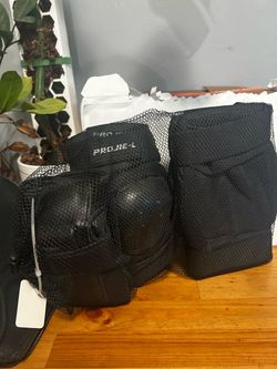 Elbow and nee pads
