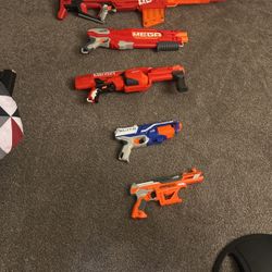 Set Of Nerf Guns 