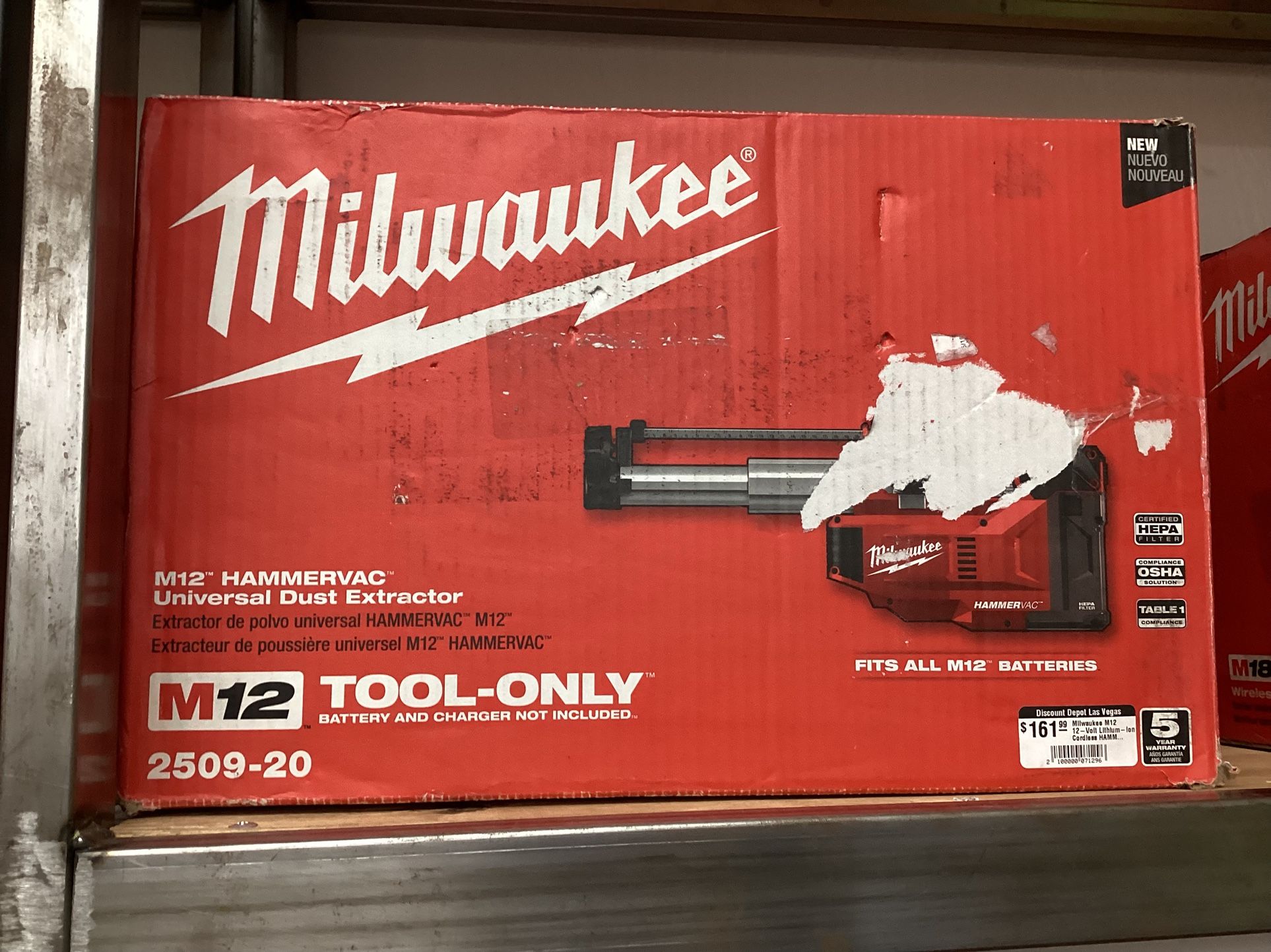 Milwaukee M12â„¢ HAMMERVACâ„¢ Universal Dust Extractor (new)
