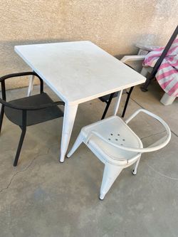 Kids table set