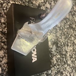 Brand New!! Fashion Nova 8 1/2