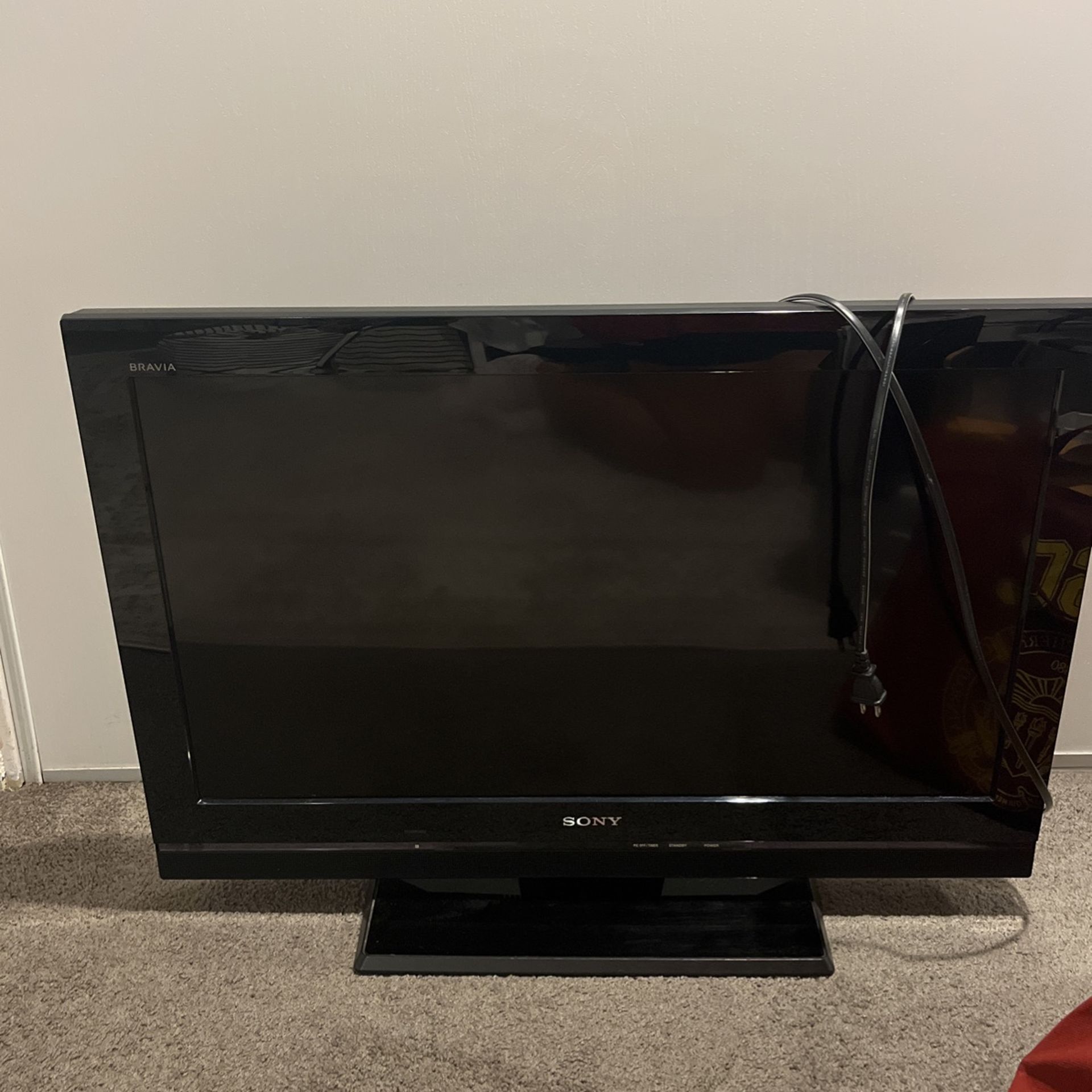 32” Sony Bravia TV