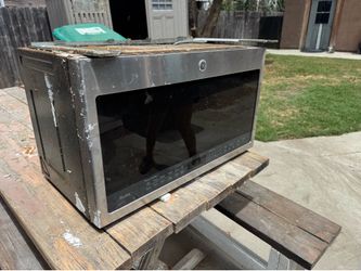 Used GE Microwave