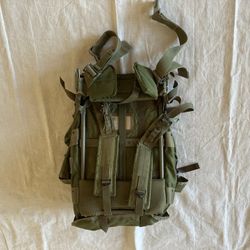 Nice vintage military Alice pack rucksack rain ponchos liner misc 