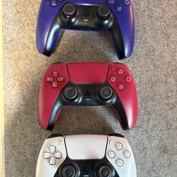 PlayStation 5 Controller (white, red, purple)